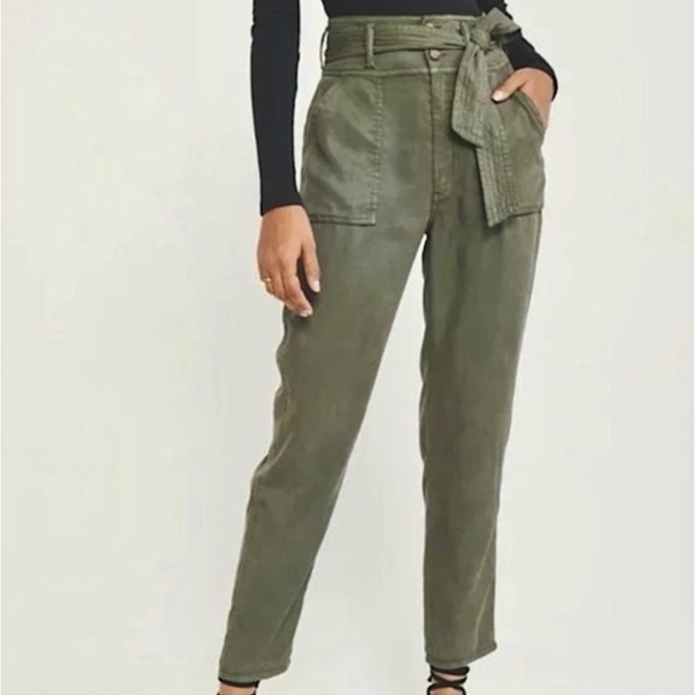Abercrombie and Fitch green cargo pants